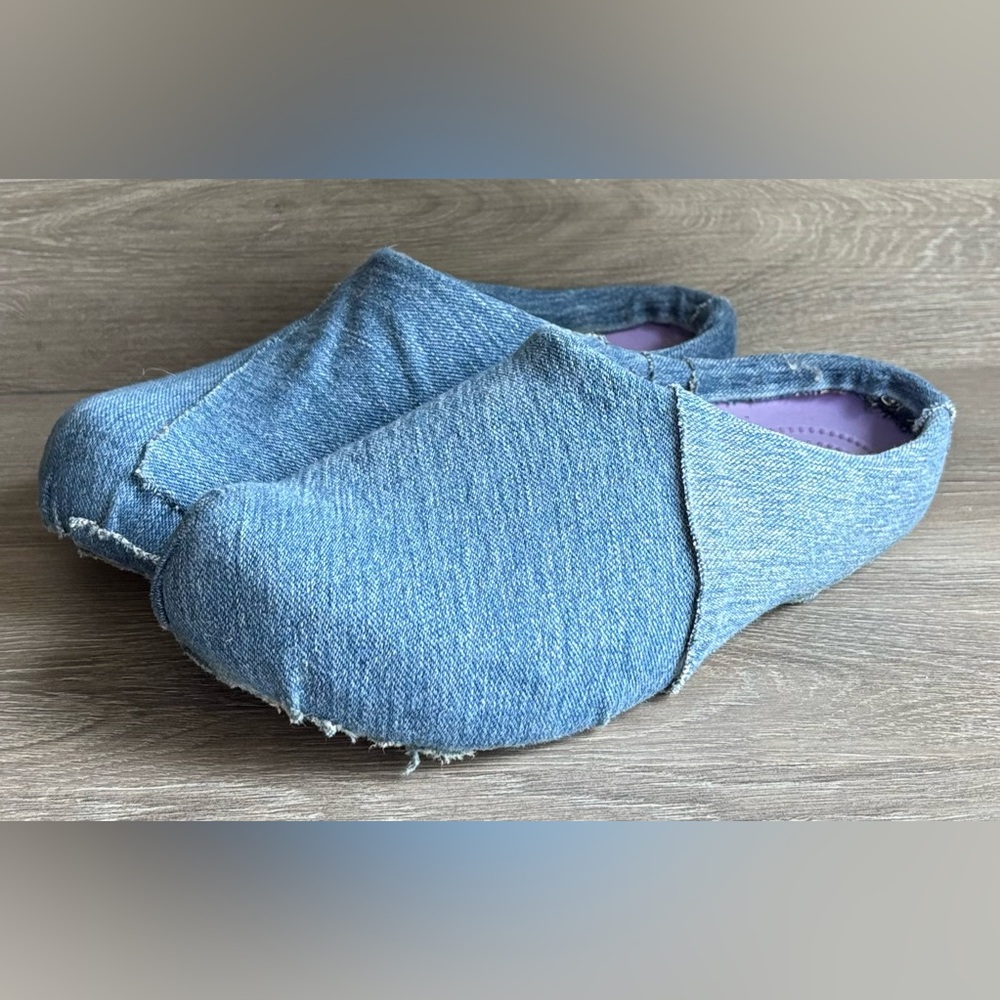 *CUSTOM* Denim Covered Crocs Men’s 10 Women’s 12